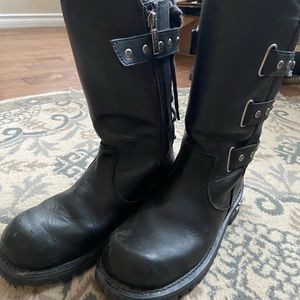 Harley Davidson motorcycle boots